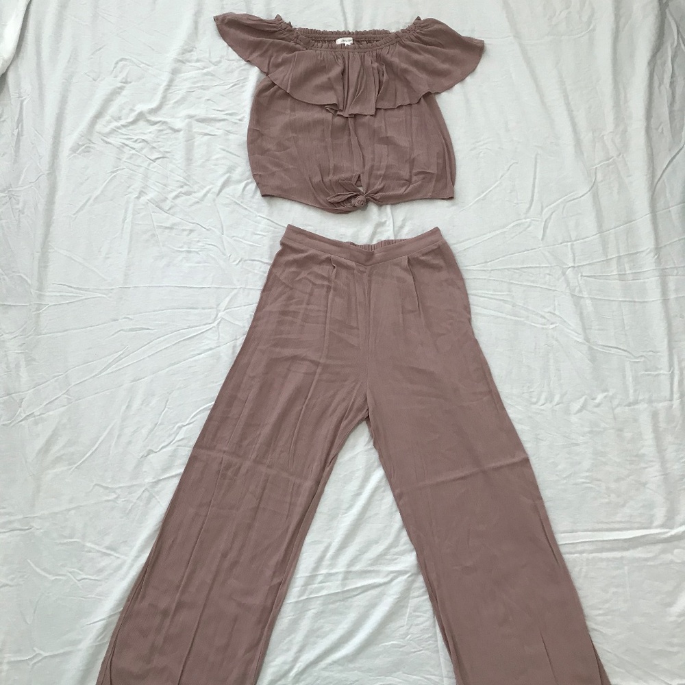 Blush 2 piece set